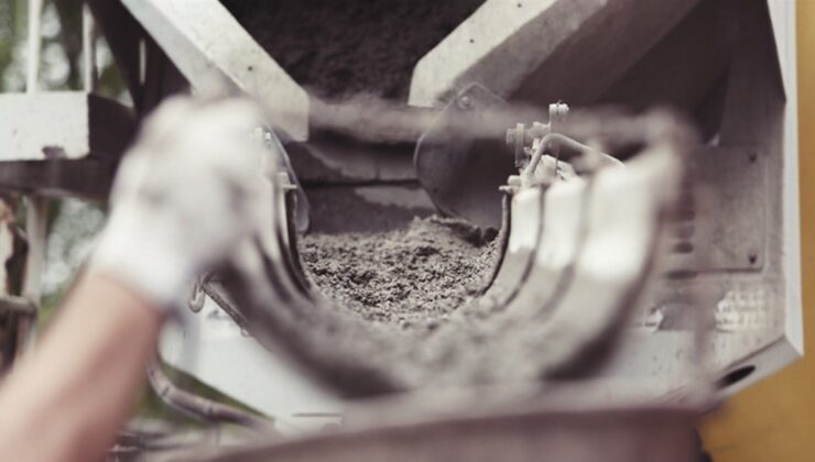 Deprem sonrası hazır beton ve çimentoculara 37,8 milyon lira ceza kesildi