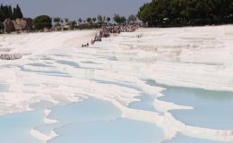 Kuraklık Pamukkale’yi de vurdu: Travertenlerde su debisi düştü