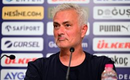 Mourinho: Taraftarın Avrupa maçı atmosferini görmek istiyoruz
