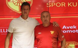 Göztepe’de Mance ve Stoilov açıklamalarda bulundu: 1 oyuncu ile anlaşma aşamasındayız